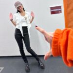 Nanao Instagram - aiko Live Tour 「Love Like Pop vol.24」 横浜公演、お邪魔させて頂きました！ 目の前でファンサを頂けて ファンサの喜びを身をもって体験🥹 色々ありすぎて書ききれないから、 写真も何してるか想像してね。笑 残りのライブも皆さんが楽しめますように🙌❤️‍🔥
