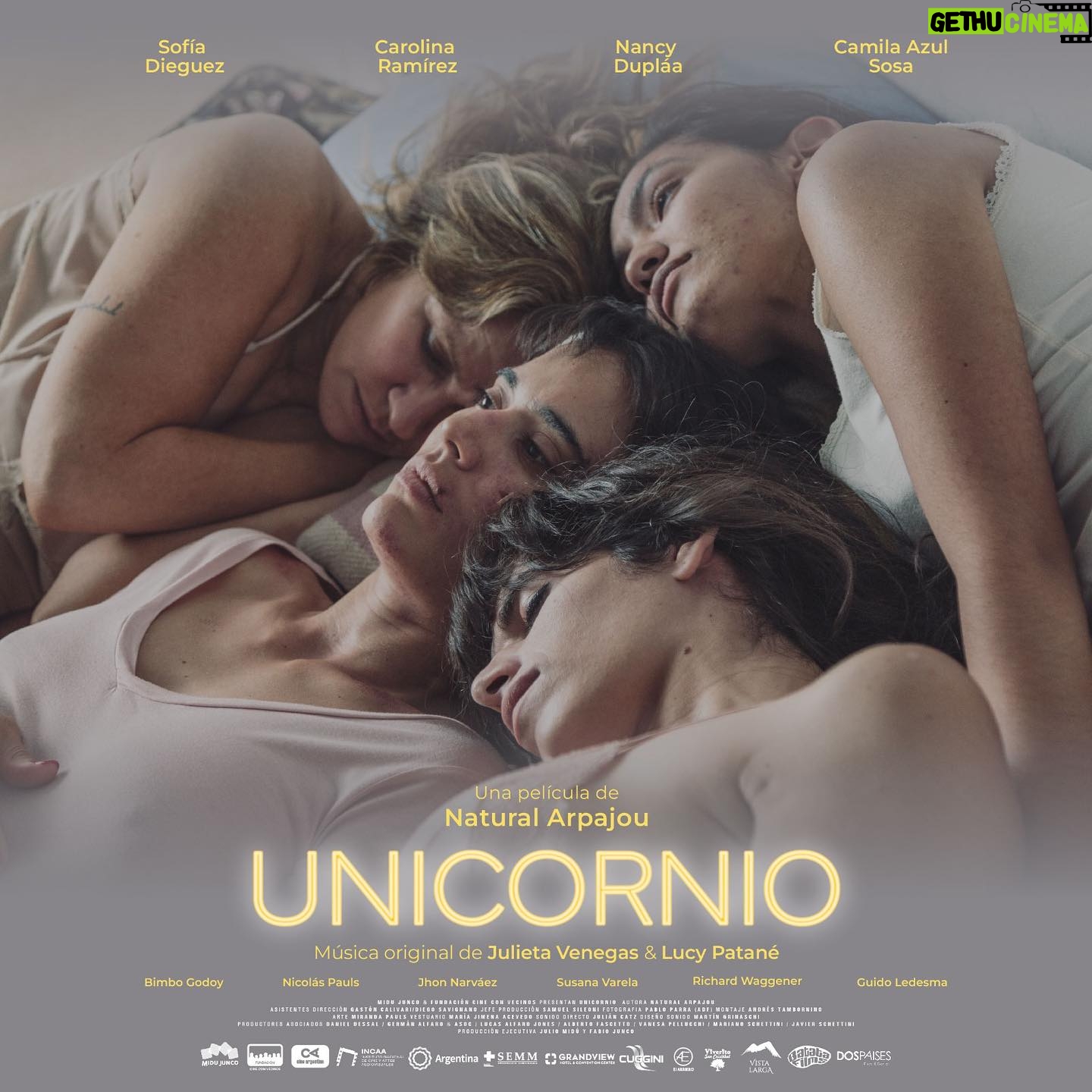 Nancy Dupláa Instagram - Fiesta del cine!!! Todas las pelis a 800 pesos!!! Aquí dos estrenos q tuve la dicha de ser parte!!! @unicornio_film de @naturalarpajou @dieguezsofia @carocali @camilaazulsosa Y @nomerompanlapelicula de @azullombardia @jaz_rodriguezduca De mis amigas @petersoncarla @julietadiaz77 Vayan al cine a ver pelis argentinas!!!!!!