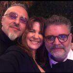 Nancy Dupláa Instagram - Hoy cumplen mis amigos @estebanprol15 y @sebadecaro por esas sincronicidades de la vida…el mismo día… Gracias x las risas amigos Por la palabra precisa ..y amorosa….siempre … Por ayudarme a verme de otra manera…más compasiva.. Gracias x la música!!! Los adoro para siempre!!! Feliz cumple