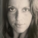 Nancy Dupláa Instagram - Haciendo limpieza encontré este maravilloso libro del fotógrafo Oscar Balducci y en él los rostros de nuestras hermosas y talentosas actrices argentinas…. De locos! Me dio ganas de compartirlo❤️ 1-Mirta Busnelli @mirtabusnelli 2-Claudia Lapacó 3-Leonor Manso @manso.leonor 4-Gabriela Acher @achergabriela 5-Cecilia Rosetto 6-Alicia Zanka 7-Marilina 8-Cristina Banegas 9-Norma Aleandro 10-Solita @soledad_solita_silveyra #Diosas❤️