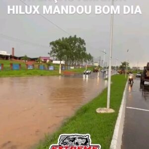 Nany People Instagram - E por falar em #BomDia !!!
🤷‍♀️🤦‍♀️🤣🙏🏻🤷‍♀️🤦‍♀️🤣🤣

Qual camionete não passaria nesse alagado? 
O Honda Fit já era! 😳👎😢

Via: @drjjunior_nascimento

Posted @withregram • @extreme_offroad_rn