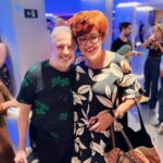 Nany People Instagram - Uma Foto com muitas histórias e sentimentos lindos!!! Lembrança de "Quase ter sido a MISS BRASIL 2000" em show na #ViaFunchal a 24 anos atrás! Lembrança dos melhores hits de minha adolescência e juventude... Gratidão por declarar a esse Kiridu que ele era o "chrush" de minha geração (sobretudo meu kkkkkk) E mais: Abençoada por uma noite linda e inesquecível da vida e obra de nossa AMADA @ritalee_oficial @ritaleeumaautobiografiamusical . Viva Sir @roberto_de_carvalho 📸 @guilhermesamora