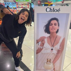 Naomi Scott Instagram - 🫶🏽 🇫🇷