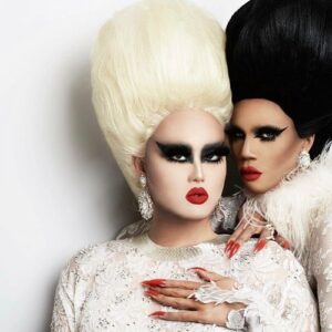 Naomi Smalls Instagram - Kimberly Chi. CEO, mogul, best friend, cinnamon roll etc. @kimchi_chic So proud of everything you have accomplished and thank you so much for collaborating with your #1 fan (me). 2 queens 1 Desert coming soon to @kimchichicbeauty 💛🌵💚 promo by: @ashdanielsen @mostlyjune_