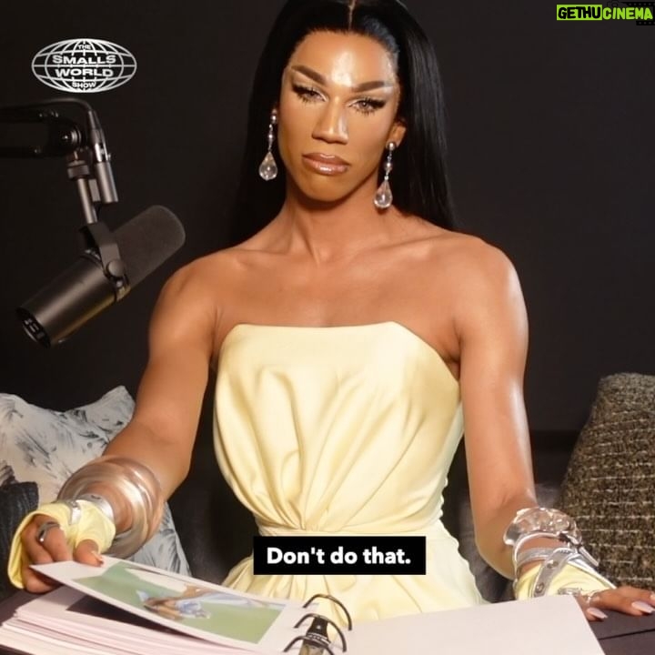 Naomi Smalls Instagram - Hi iG ๐๐ซถ๐พ Had so much fun reminiscing and reading myself! I figured why not plug in the microphone, pour myself a dirty martini, and get into IT. All looks mentioned in A Look Back At Looks #1 available on @depop Head over to youtube.com/NaomiSmallsDuh to watch! Get the full breakdown, shade and a backstage pass to everything Naomi Smalls over at Patreon.com/NaomiSmalls. (Links in bio.) @thesmallsworldshow