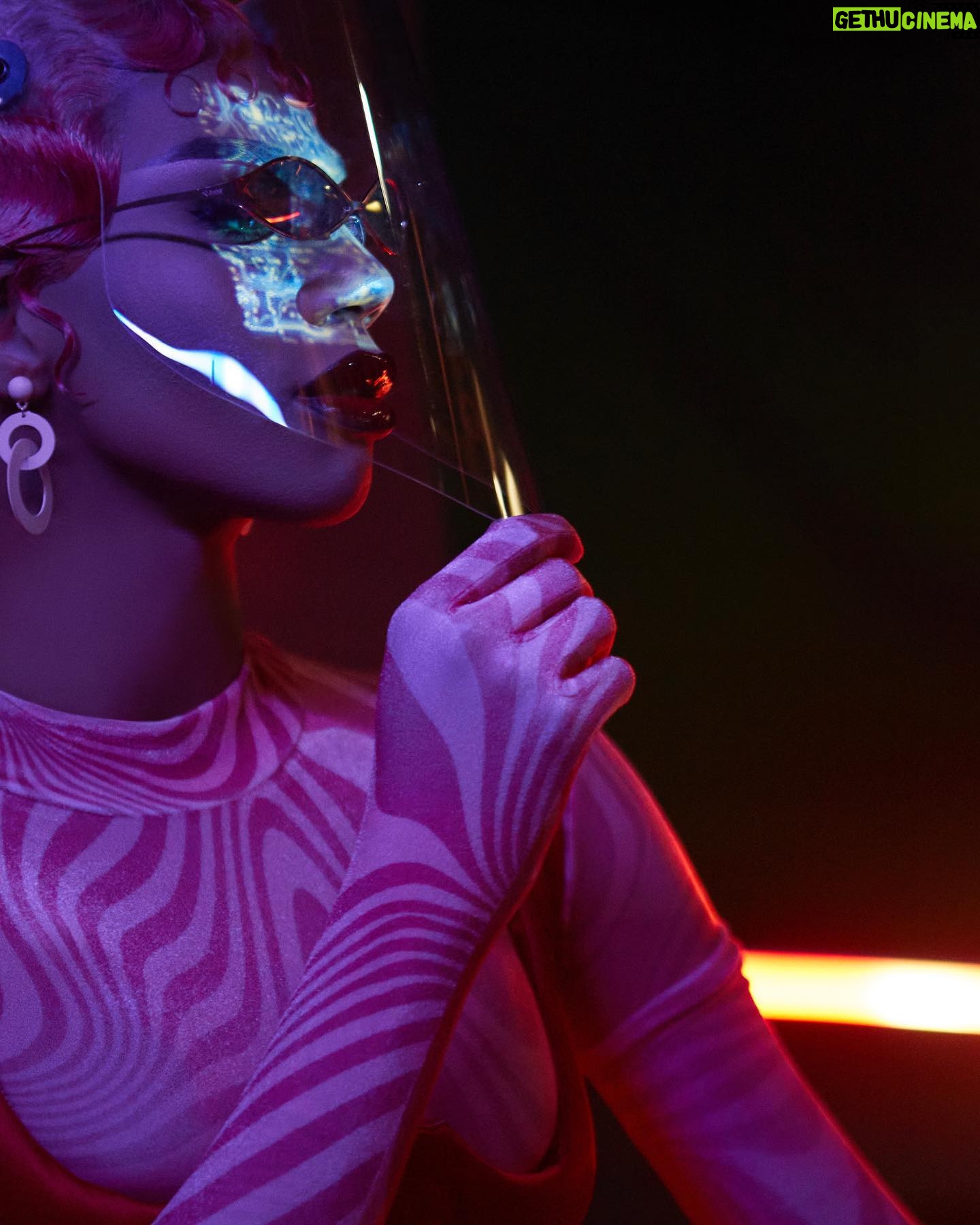Naomi Smalls Instagram - Do you have your mask? Do you have your tickets to The Smalls World Show? 9/1/2020 NaomiSmallsDuh.com @thesmallsworldshow
