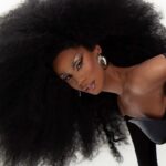 Naomi Smalls Instagram - painted by @shablamgela shot/directed/wearing/produced by @akna.store AKNAXNAOMI Shablam, the makeup master. Taking my face, and what I thought I knew about my face to new levels each beat down. Thin brows?! Very AKNA. Images included in the AKNAXNAOMI collaboration available now at the link in bio!
