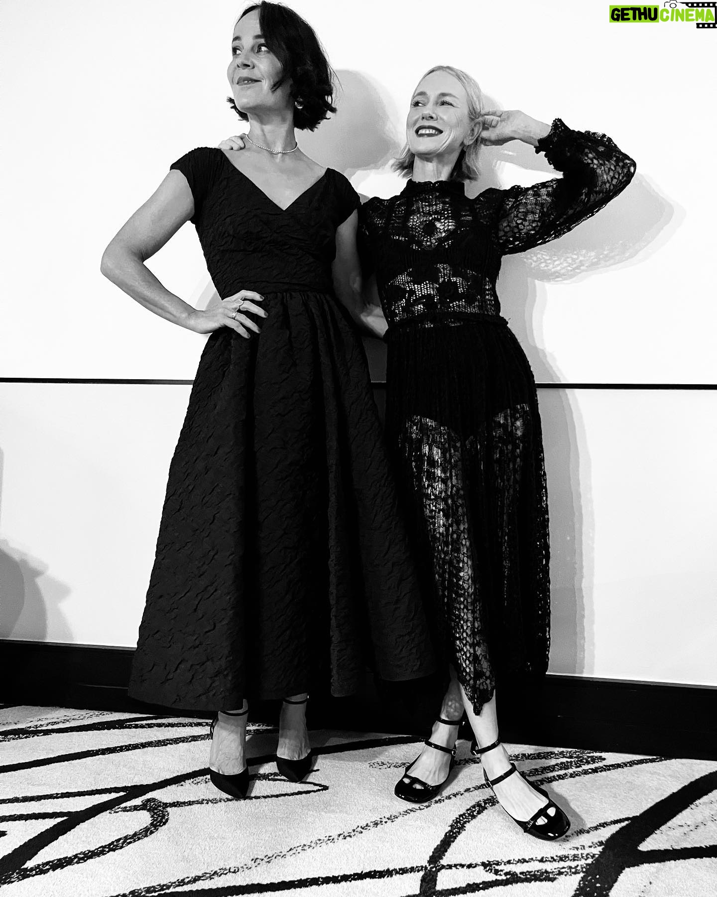 Naomi Watts Instagram - What an incredible weekend in #cdmx 🇲🇽❤️ thank you @dior for hosting me. It was a mind blowing experience. Fashion, food and art💥💥💥leaving with a full heart, inspired mind and tired bones ❤️🙏🇲🇽