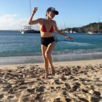 Naomi Watts Instagram - 2023 I’m coming in hot! 🔥