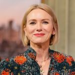 Naomi Watts Instagram - @naomiwatts gives Drew a facial massage for menopausal skin. Tune in TODAY for more!