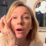Naomi Watts Instagram - Ready, set, go for the @jonesroadbeauty goody bag 🐾💋💄happy weekend!! 💃🏻💥
