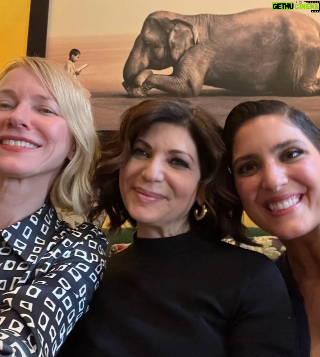 Naomi Watts Instagram - Sipping tea and chin wagging with a mighty group of impressive women. Stories shared of how stepping into vulnerabilities and fears can be the perfect way to tell your story. Thank you @gloriasteinem and @justbobbidotcom for hosting such a wonderful afternoon ♥️