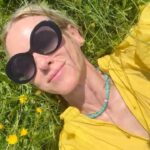 Naomi Watts Instagram - Ready for it. Happy first day of spring 🌻