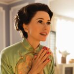 Naomi Watts Instagram - Wowza, what a wonderful run @feudfx has been. So many lovely messages from you guys. Thank you for tuning in—I can’t believe the finale has finally come! Playing Babe was a true highlight of my career. I loved getting to see the world through Babe’s eyes. I will miss her ❤️ I’m so proud to have stood next to this brilliant line up of amazing artists. Women who bared their souls and showed suffering and delight in such authentic ways. Diane, Chloe, Calista, Demi, Molly, Jessica: you crushed it. Oh what fun we had 🦢 Dear Treat, your performance broke my heart every day, and now we’re all in pieces without you 🕊️💔🕊️ Tom, you are a genius. I loved to watch you do cartwheels whilst amusing and gutting us all in the same moment. Robbie, your words were muscular: pure gold. Gus, your vision was clear, deft, and elevated. We always knew we were in good hands. And Ryan, Ryan, Ryan…what can I say besides how grateful I am to have stepped into your glorious world. We are so beyond grateful (I think I can speak for all us swans) that you honor women “of a certain age”. You are a vital storyteller, daring to show all the depths of our messy yet brilliant humanity. What a gift to get to call you my friend. @ryanmurphyproductions PC: Eric Liebowitz