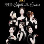 Naomi Watts Instagram - Cannot wait for you to see this one 🦢 Such good times with these glorious ladies and of course the wonderful #tomhollander and dear @treat.williams2 ❤️ The Original Housewives. Feud: Capote vs. The Swans premieres 1/31 on FX. Stream on Hulu. @feudfx | @fxnetworks