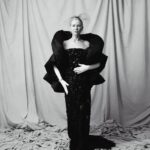 Naomi Watts Instagram - Met Gala. @balenciaga. For the “Garden of Time” theme, Balenciaga turned back time and transformed a vintage tablecloth bought on Ebay for 20 euros into this stunner. The theme relates to the Met Costume Institute’s Sleeping Beauties exhibition—and this stola is a work of art, like a big, giant pillow that you just want to lay down on. Couldn’t do any of this without my incredible team: Hair: @officialdanilohair Makeup: @marywilesmakeup Styling: @jeanannwilliams Styling Assistant: @ashleyafriyie