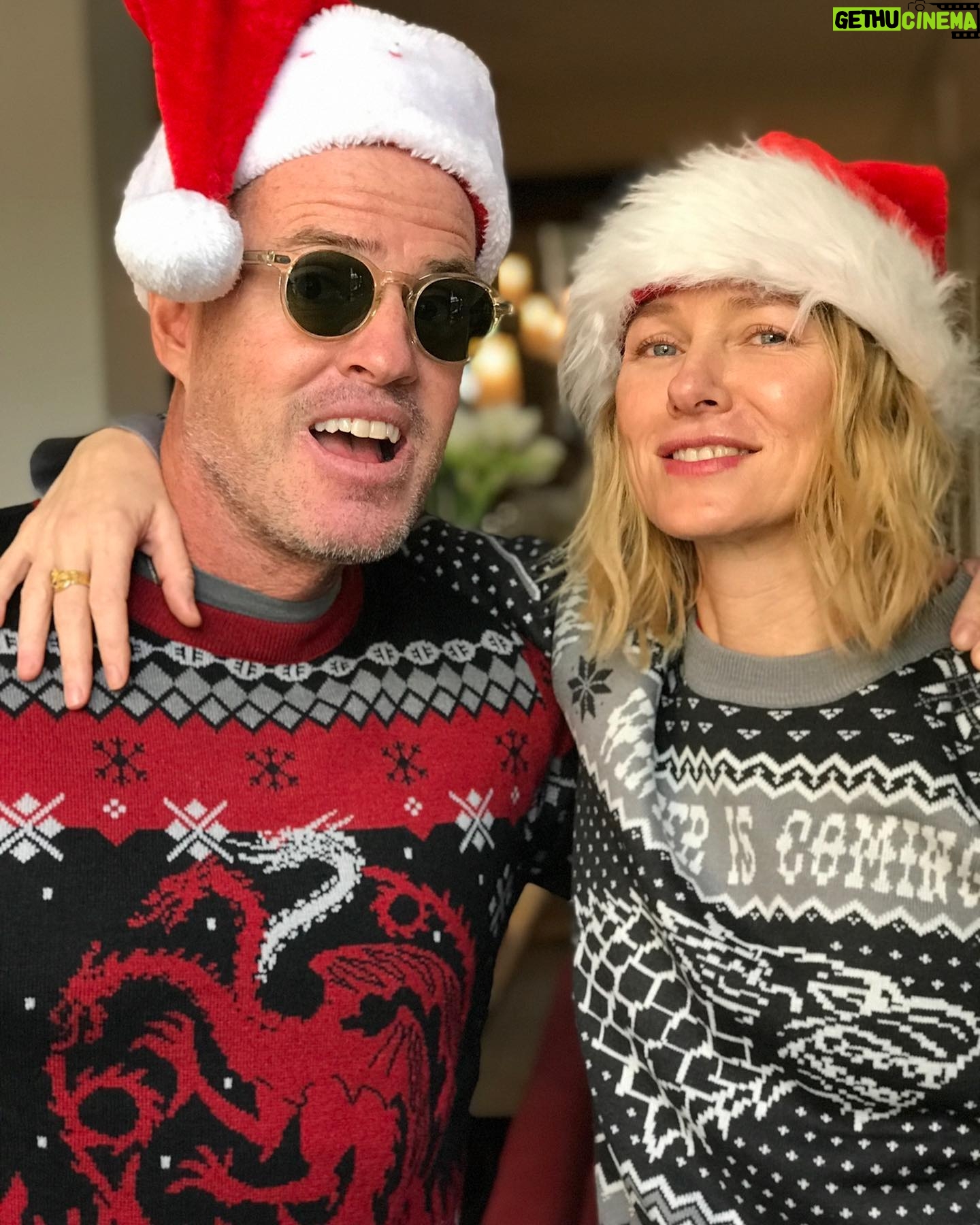 Naomi Watts Instagram - Anyone else feeling the hectic panic of holiday season?! Behind in shopping? π No time for festivities yet?π Here's a photo dump of Xmases past. In the hope to get into the spirit of it allπ#christmasvibes