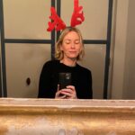 Naomi Watts Instagram - Anyone else feeling the hectic panic of holiday season?! Behind in shopping? 👋 No time for festivities yet?👋 Here's a photo dump of Xmases past. In the hope to get into the spirit of it all🎄#christmasvibes