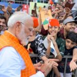Narendra Modi Instagram - Touched by the affection of people in Ahmedabad! 🙏