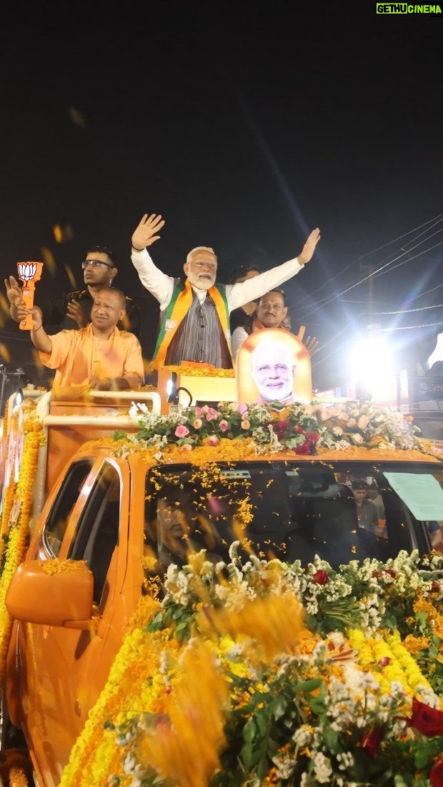 Narendra Modi Instagram - Huge support in Kanpur!