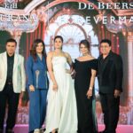 Nargis Fakhri Instagram – Shine bright like a diamond with @NargisFakhri strutting the runway for @debeersforevermark and @khuranajewelleryhouse ! 💎✨ 
From dazzling diamonds to exquisite gems, every piece of jewelry from the @khuranajewelleryhouse tells a story of luxury & sophistication. An event that show cased timeless beauty and unparalleled craftsmanship!
.
.
.
.

Manager @mahakbrahmawar 
 #DiamondDazzle #RunwayRoyalty #NargisFakhri #Forevermark #KhurannaJewelry #diamondsareforever #shine #sparkle