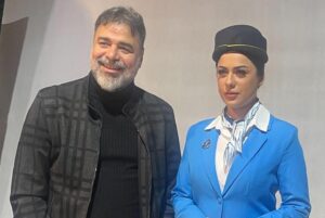 Nariman Al Saboury Instagram - كل عيد وانتم بالف خير وفرح والضحكة لاتفارق وجوهكم.
أمتع الاوقات مع أروع كادر كل يوم وكل حلقة ولحظة لها ذكرى خاصة بقلبي عشتوا معانا و لاحظتوا ضحكنا وحبنا لحامض حلو ظاهر بكل مشهد. شكرا للمخرج المبدع القدير أسامة الشرقي @osama_alsharqi على مجهوده الجبار، تبنى العمل بكل شغف. وجعل من كل مشهد رسالة مغلفة بضحكة.

كل التقدير لاستوديوهات أوس الشرقي @awsstudiosofficial 
الشكرا لقناة MBC العراق  @mbciraqtv على المجهود الرائع
الشكر للراقي مدير الانتاج مؤيد زيدان  على جهده الكبير
الشكر للكتاب الرائعين: عماد وناس @emad_wnas ، محمد حنش @mohammed.hansh تيماء اسامة العلي، حسين النجار ، ابراهيم سلمان، حسن الشمري @hassanalshemry 
الشكر لإدارة التصوير: علي غني وكل المصورين المحترفين
الشكر لجهود منسقة الازياء: فاطمة
الشكر الجزيل للمخرج منفذ: ملاك عبد علي @malak.abdali.1 و هبة  @heba_sabah صباح
شكرا لمنصة شاهد @shahid.vod على نقل الضحكة
وشكرا لكادر السوشيل ميديا
شكرا للممثلين المبدعين: احسان دعدوش، علي جابر، علي الملاك، فوزية حسن، محمد حسين عبد الرحيم ،خليل ابراهيم، شيماء رعد، رفل نشمي، ذو الفقار، حسين عجاج، بيداء رشيد، كرم ثامر، عباس الشيباني،
 والشكرا لكل من ساهم بهذا العمل الرائع لكم مني كل الحب.  @ahsan_dadosh  @ali_jaber35  @actress_fawzia_hassan @rafal_nashmi @abbas_shibani @karamthamer @shaymaaraad.official @thualfekar.khdhr @husseinajaj @mbciraqtv @shahid.vod