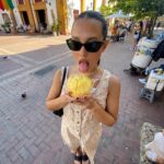 Natalia Azahara Instagram - mango biche makes me glow