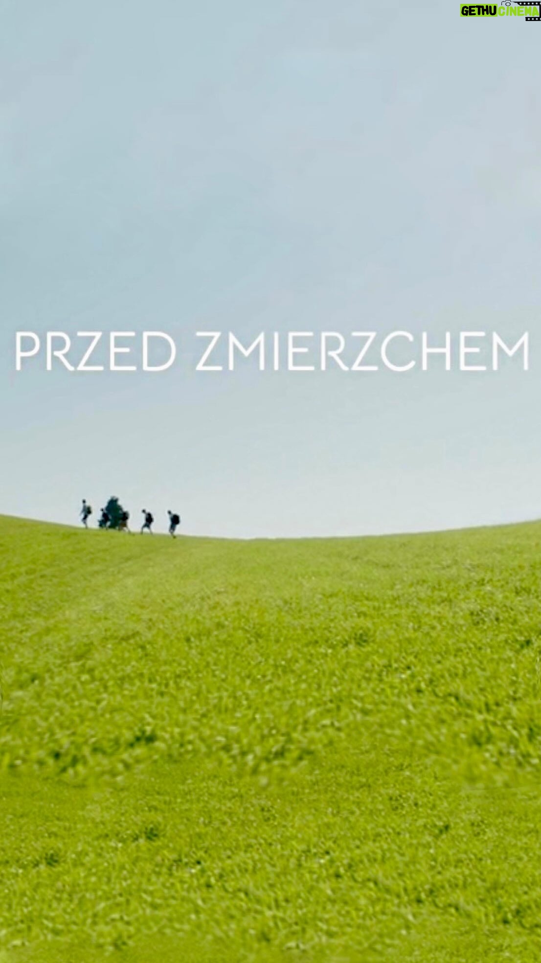 Natalia Janoszek Instagram - Właśnie wystartował 42.Koszaliński Festiwal Debiutów Filmowych @festiwalmlodziifilm 🎬 W tegorocznym konkursie filmów krótkometrażowych premierowo „Przed Zmierzchem” Łukasza Nowaka w którym miałam przyjemność zagrać jedną z głównych ról.