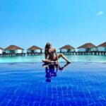 Natalia Janoszek Instagram - Perfect days💙 #ellaidhoo #island #maldives #paradise #bikinilife