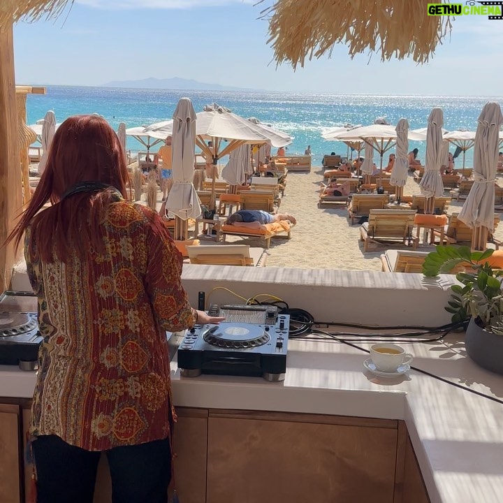 Natalia Janoszek Instagram - μια τέλεια μέρα☀️