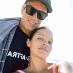 Natalia Reyes Instagram - Hola Hollywood 👋 Bueno, empecemos por el principio, ‘Qué es Hollywood?’ Me cuestiono constantemente, además de un sector de Los Ángeles es un sistema de producción que está en (una necesaria) reconfiguración. Por lo demás Los Ángeles es siempre una ciudad para ver amig@s, manejar mucho 😅, ir a la playa y comer rico 👋 • Hello Hollywood 👋 Well, let's start from the beginning, 'What is Hollywood?' I constantly question myself, apart from a neighborhood in LA, it’s a production system that is in (a necessary) reconfiguration. For the rest, LA is always a good city to visit friends, drive a lot 😅, go to the beach and eat delicious food 👋 #SagAftraStrong #Hollywood #LA #CityOfStars #NataliaFromColombia