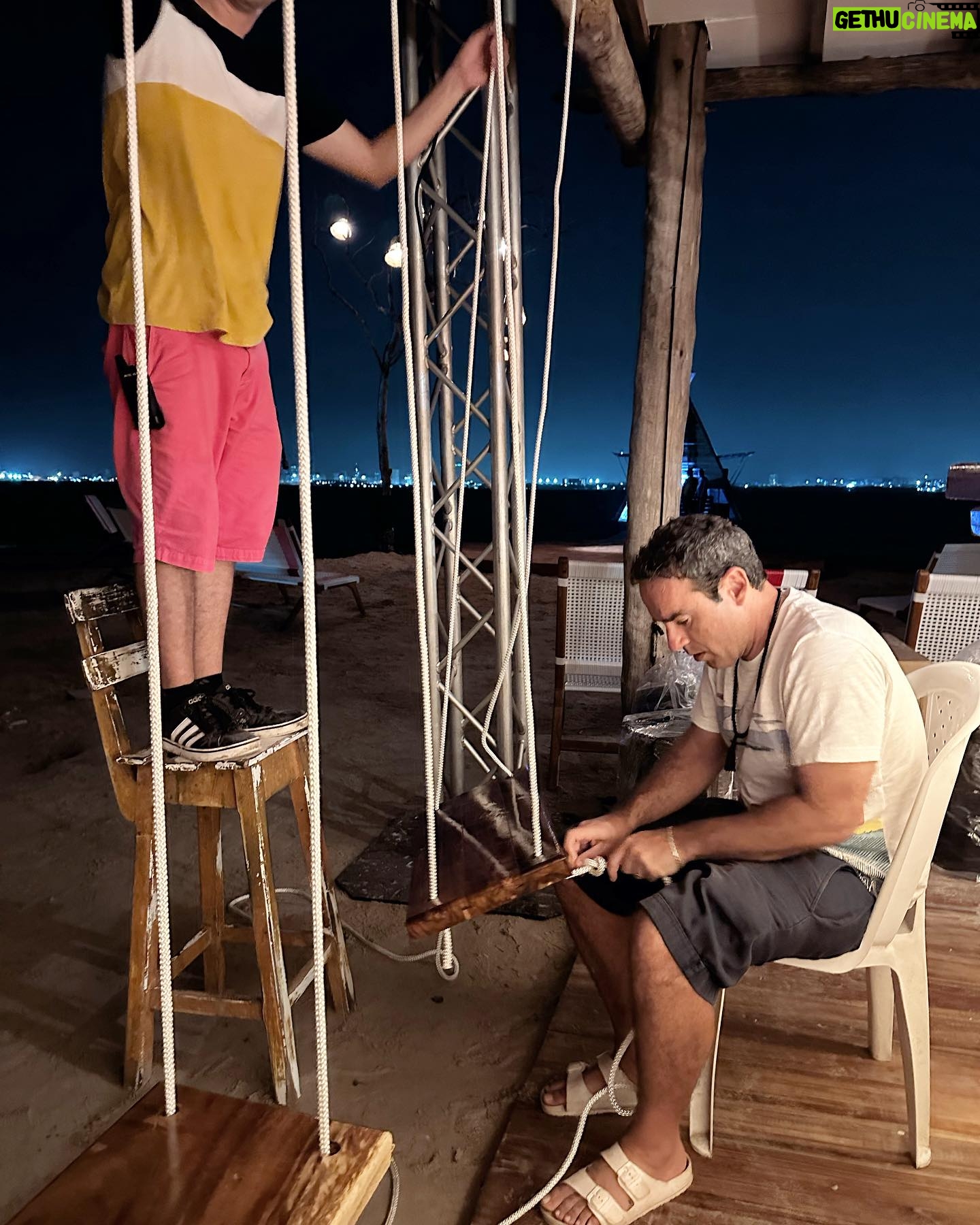Natalia Reyes Instagram - Mañana cumplimos 7 años de haber abierto @fenixbeachcartagena un sueño que salió de la visión y el trabajo incansable de mi 🫶🏼 @juanpssv, y así como el cuerpo humano tarda siete años en renovar la totalidad de sus células, mañana celebraremos estos 7 años de renacimiento dando luz a @lapuntacartagena, un lugar al que le hemos puesto el alma, un espacio nuevo dentro de Fénix para que habite el arte, el movimiento, para bailar como si nadie nos estuviera viendo.. Bienvenid@s tod@s ❤️🔥 • Tomorrow we celebrate 7 years of @fenixbeachcartagena a dream that came from the vision and hard work of @juanpssv, and just as the human body takes seven years to renew all of its cells, tomorrow we’ll celebrare these 7 years by giving birth to @lapuntacartagena, a place that has our soul, a new space within #FenixBeach to inhabit art, movement, to dance as if no one was watching us.. Welcome everyone 🫦 🌊 💃 #EnLaPuntaSeBaila #LaPuntaCartagena