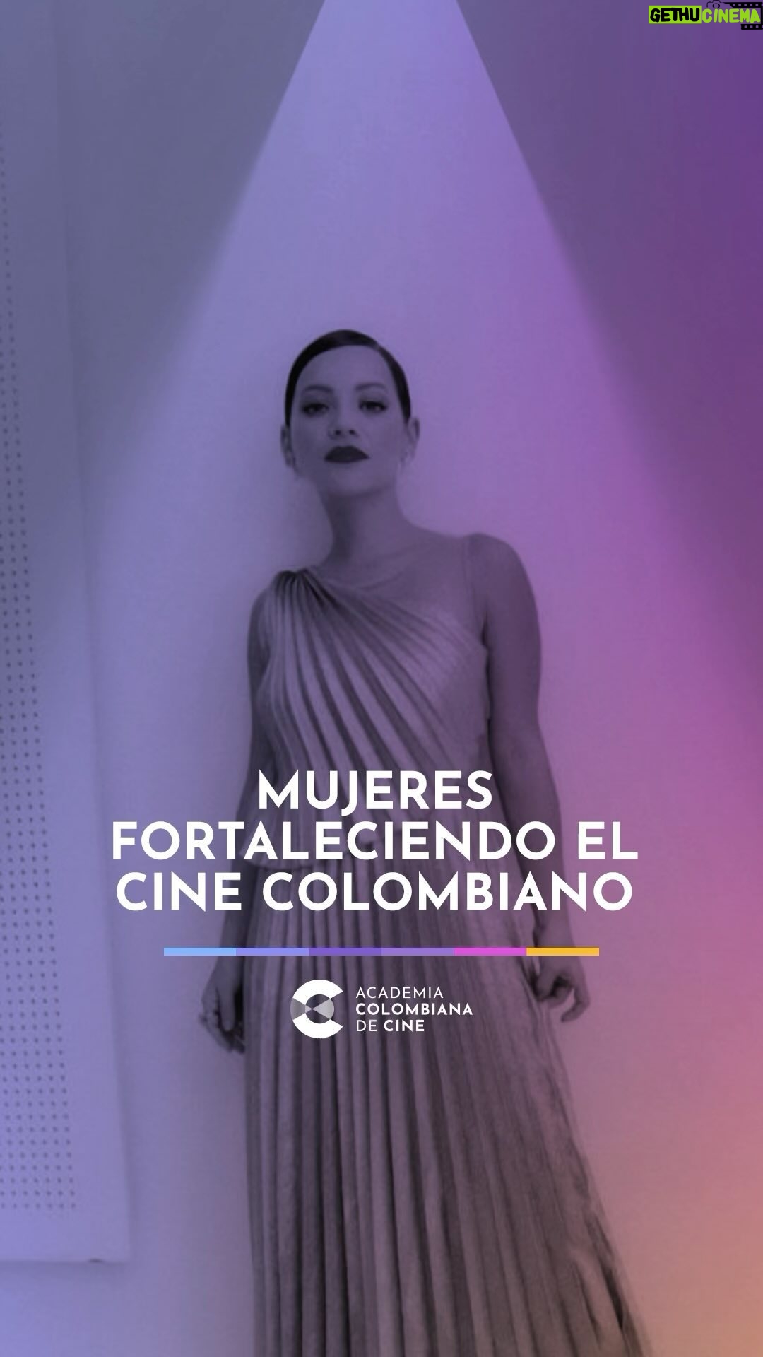 Natalia Reyes Instagram - La Academia Colombiana de Cine reconoce y honra el trabajo, y destaca la lucha de todas las mujeres este #8M 🩶 Valoramos su esfuerzo, labor y persistencia en este largo camino por recorrer en la industria cinematográfica, en la que la fusión de ideas genera un impacto positivo, dejando como resultado una igualdad de oportunidades. Por eso, desde la Academia promovemos medidas y espacios que permitan la participación de todas las voces, perspectivas y talentos.🌷 📽️ ¡La voz y el talento de todas las mujeres siguen destacando en la pantalla grande! #8M #DiaDeLaMujer #ACACC #YoSoyCineColombiano #MujeresEnElCine #niunamenos #women #igualdad #internationalwomensday