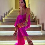 Natalia Reyes Instagram - Noche de nominados 💫 #PremiosMacondo2023 💃 @johannaortizofficial 👛 @michubags y aretes @emidiaz.co x @stdomofficial Styling 💥 @creativesincraft @carmelanyc @inesainzc 💄 💇‍♀️ @millerayala25 @sisleyparisofficial Gracias @egeda_colombia @livhotels @senacomunica @sanpellegrino_official @yurivargas1 #CineColombiano #NataliaFromColombia #premiosMacondoTNT #ShotOnIphone #VístetedeColombia