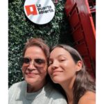 Natalia Reyes Instagram - A @victolaprofe la respeto desde siempre, luego me enamoré de su corazón y ahora estoy feliz de poder crear a su lado! No tengo más que admiración por ti y por este nuevo espacio que es el paraíso de los actores 🙌🏼 @lapuerta_abierta_ ❤️ • I’ve always respected @victolaprofe, then I fell in love with her heart and now I’m very happy to finally be able to create by her side! I have nothing but admiration for you and for this new space that is an actors’ paradise 🙌🏼 @lapuerta_abierta_ ❤️