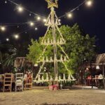 Natalia Reyes Instagram – No crecí en la fe católica a pesar de estudiar en un colegio que sí lo era, la navidad me resulta distante de muchas maneras pero si algo valoro hoy en día son los momentos de pausa y reflexión, los rituales colectivos que fomentan el encuentro con la familia y los amigos, la celebración de estar vivos y la oportunidad que siempre tenemos de renacer. Más allá del afán por consumir y la ansiedad por estrenar hoy celebro que hace mucho un ser nació (sea en la ficción o en la realidad) para enseñarnos que no existe un único camino ni UNA fe más válida que otra, que todas las guerras que emprendan en su nombre no tienen sentido y que la religión que tod@s deberíamos profesar debería ser la del AMOR 🫶🏼
Un abrazo hasta donde este mensaje los encuentre 🙏 

•

I didn’t grow up in the Catholic faith despite going to a Catholic school, Christmas seems distant to me in many ways but if there’s something I value today it is the moments of pause and reflection, the collective rituals that promote the encounter with the family and friends, the celebration of being alive and the opportunity we always have to be reborn. Beyond the desire to consume and the anxiety of brand new products, today I celebrate that a being was born a long time ago (whether in fiction or in reality) to teach us that there’s no single path or ONE faith more valid than another, that all wars using his name are meaningless and that our religion should be that of LOVE 🫶🏼
A hug all the way to the place you are right now 🙏

#NataliaFromColombia #FenixBeach #Navidad #christmas