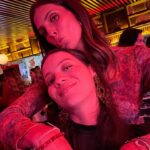 Natalia Reyes Instagram – La esperanza existe porque existe ella, @toyamontoya es difícil encontrar en este mundo almas como la tuya, gracias por hacer la tierra más bella, por irradiar luz sobre todos los que te rodeamos, te amo 🫶🏽 

•

Hope exists because she exists, @toyamontoya it’s  hard to find souls like yours in this world, thank you for making the earth more beautiful, for radiating light on all of us around you, I love you 🫶🏽
