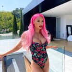 Natalie Eva Marie Instagram - Who else is ready for summer?! 🙋🏻‍♀️👙☀️💫