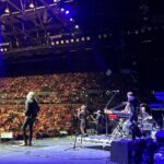 Natalie Imbruglia Instagram - The most lively bunch of people… THANK YOU AUCKLAND! @thecorrsofficial TOUR OZ/NZ @thetonichilds @germeinsisters So great to see you @cheriebatchelor after all these years 🥰💜 Styling: @fredericalovellpank ✨ Skirt: @annaquanlabel Top: @jacandjack 📸 @karenrossiter