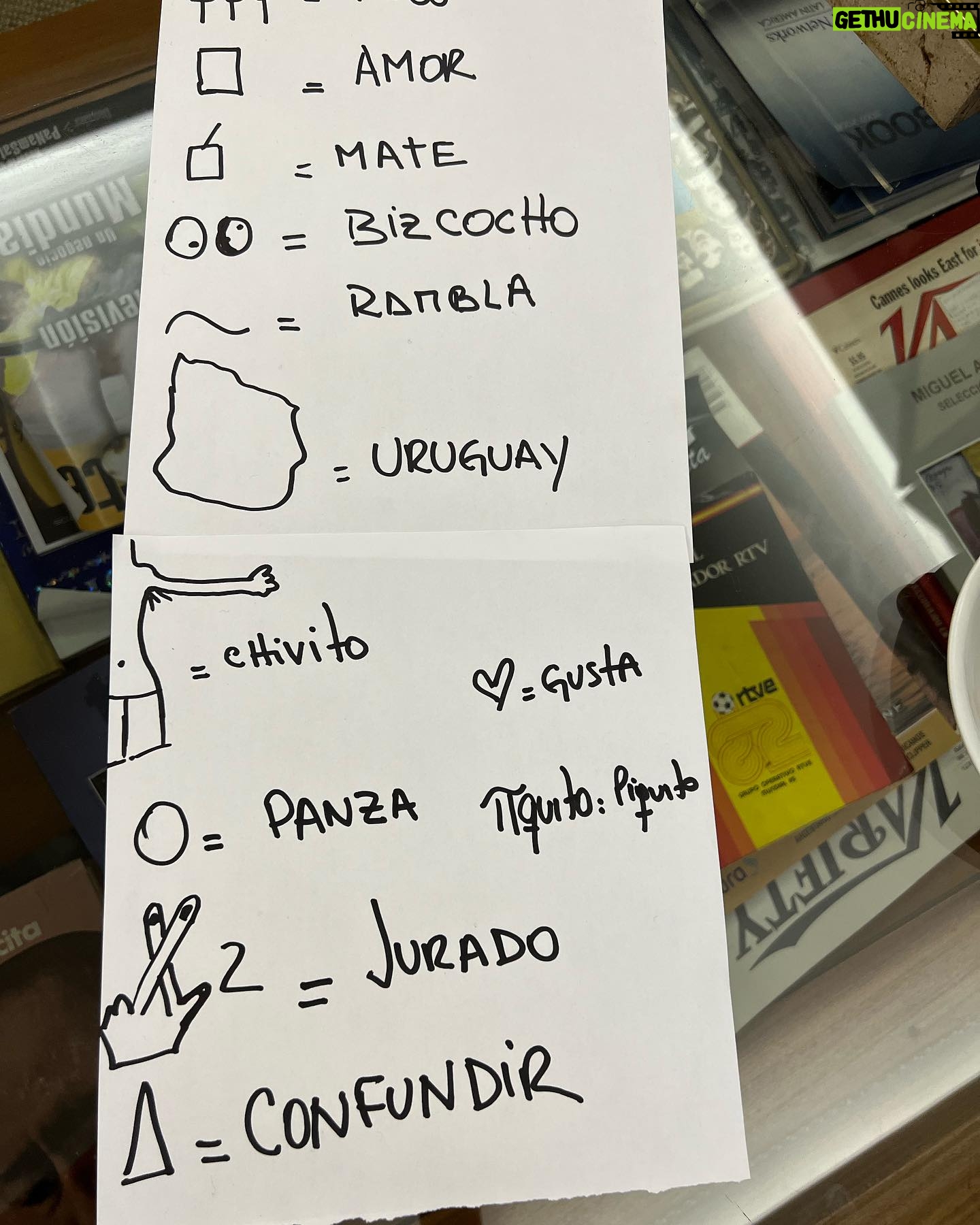 Natalie Pérez Instagram - Como me divertí siendo Alien estos días en @lamascarauy 💙 haciendo versiones locas de estos aritsitas @nataliaoreirosoy @fitopaezmusica @shakira @rosalia.vt @fabitacontenta Montevideo nos vemos ahi en Noviembre! De paso Dejo las fechas de encuentros 09/09 - Buenos Aires -GRAN REX @teatro_granrex 15/9 - MAR DEL PLATA- APERTURA JUEGOS BONAERENSE 6/10 - SANTA FE - TRIBUS @tribusclubdearte 7/10 - ROSARIO - FESTIVAL BANDERA @festivalbanderaok 28/10 -LA PLATA 17/11 -MONTEVIDEO - LA TRASTIENDA @latrastiendamvd