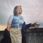 Natalie Pérez Instagram – En mi canal de @youtube  podes escuchar y ver o solo ver o solo escuchar siempre son muchas las opciones, hacer lo que uno quiere siempre es la mejor. Si te dan ganas podes suscribirte, es gratis 🌱 y acercarte a todo lo que hice en este ultimo tiempo. Se viene el disco en un abrir y cerrar de ojos, en una respiración y no entienden lo bueno que esta! 💙 acá una de las canciones del disco Mariposa Azul que número de canción? O que letra de canción?