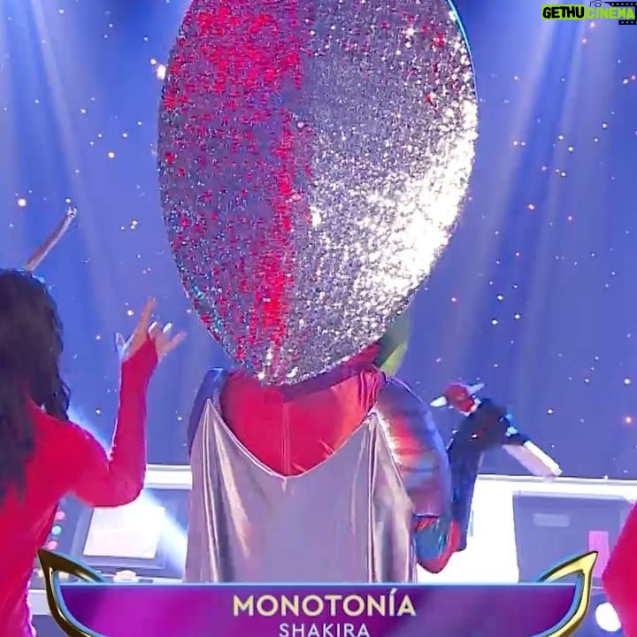 Natalie Pérez Instagram - Como me divertí siendo Alien estos días en @lamascarauy 💙 haciendo versiones locas de estos aritsitas @nataliaoreirosoy @fitopaezmusica @shakira @rosalia.vt @fabitacontenta Montevideo nos vemos ahi en Noviembre! De paso Dejo las fechas de encuentros 09/09 - Buenos Aires -GRAN REX @teatro_granrex 15/9 - MAR DEL PLATA- APERTURA JUEGOS BONAERENSE 6/10 - SANTA FE - TRIBUS @tribusclubdearte 7/10 - ROSARIO - FESTIVAL BANDERA @festivalbanderaok 28/10 -LA PLATA 17/11 -MONTEVIDEO - LA TRASTIENDA @latrastiendamvd