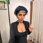 Natalie Pérez Instagram - Se dice que el exito se logra con el 1 % de inspiración y el 99% de transpiración. Estoy inspirada pero no he transpirado en los últimos meses, estoy angustiada y preocupada por eso. Mi cabeza es un laberinto, no encuentro una salida. Me veo siempre distinta y nunca se exactamente quien soy. Cual es tu N•A•T favorita? Quiza tu respuesta sea una salida