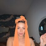 Natalie Pérez Instagram - Se dice que el exito se logra con el 1 % de inspiración y el 99% de transpiración. Estoy inspirada pero no he transpirado en los últimos meses, estoy angustiada y preocupada por eso. Mi cabeza es un laberinto, no encuentro una salida. Me veo siempre distinta y nunca se exactamente quien soy. Cual es tu N•A•T favorita? Quiza tu respuesta sea una salida