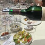 Natalie Pérez Instagram - cerca del vino lejos de vos = esta todo bien pero te extraño