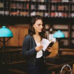Natalie Portman Instagram – In the latest edition of the #DiorBookTote Club, Dior Ambassador @NataliePortman takes us on a literary journey through @INHA_Fr, with her bag from #DiorSS24 by @MariaGraziaChiuri. Stay tuned for the upcoming video, to discover the actress’s treasured must-reads. The series is an ode to the power of books reflecting Dior’s passion for creation and beauty in all its forms.
© @MarionBerrin