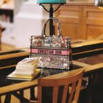 Natalie Portman Instagram – In the latest edition of the #DiorBookTote Club, Dior Ambassador @NataliePortman takes us on a literary journey through @INHA_Fr, with her bag from #DiorSS24 by @MariaGraziaChiuri. Stay tuned for the upcoming video, to discover the actress’s treasured must-reads. The series is an ode to the power of books reflecting Dior’s passion for creation and beauty in all its forms.
© @MarionBerrin
