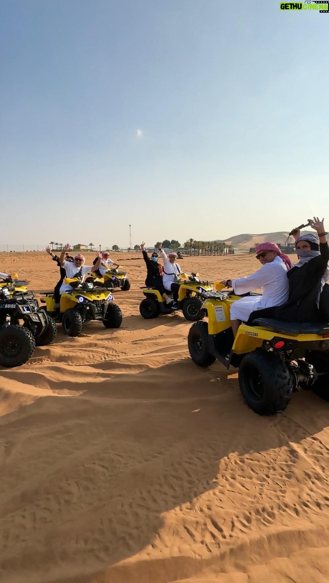 Natalie Sarah Instagram - Keseruan kita di Safari Desert Dubai w/ my new family, MashaAllah Tabarakallah π€ Seruu Banget, Fun, Ngakak !, Harus di Ulang ini jalan2 kitaa.. kemana lagi Besties ?? ππ»π - #mashaallah #holiday #dubai #safaridessert #halaltour #family #friends