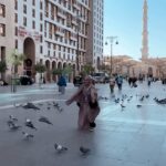 Natalie Sarah Instagram - Assalamu 'alayka yaa rasulullah Gak terasa udah seminggu yg lalu di masjid nabawi ♥️😭❤️ Berkunjung ke Raudah, salah Satu Taman syurga yg didalamnya ada makam rasulullah dan 2 sahabatnya Allahumma Sholli ala Sayyidina Muhammad , Assalamu 'alayka yaa habiibii yaa nabiyallah kami dtg berkunjung, sholawat dan keberkahan tercurahkan kepadanya, yang telah mengisi dunia dengan cahaya Masih Rindu Sebenernya,inshaAllah bisa Berkunjung kembali setiap Tahun 🤲🏻 Aamiin ya rabbalAlamiin - #allahummasholialasayyidinamuhammadwaalaalisayyidinamuhammad #masyaallahtabarakallah #madinah #love #mashaallah #jumatberkah #umrah #2024
