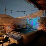 Natalie Sarah Instagram – 💜💜💜
–
#movienight #masyaallahtabarakallah #rooftop #bohodecor #homedecor #love
